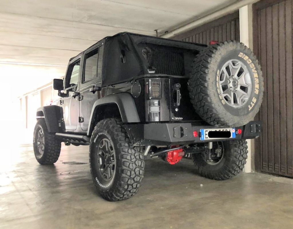 paraurti posteriore base jeep wrangler jk omologabile