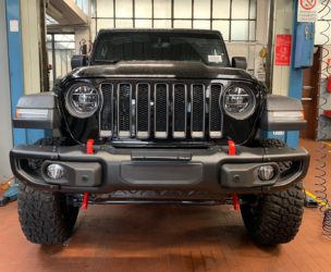 paraurti anteriore jeep wrangler JL 2