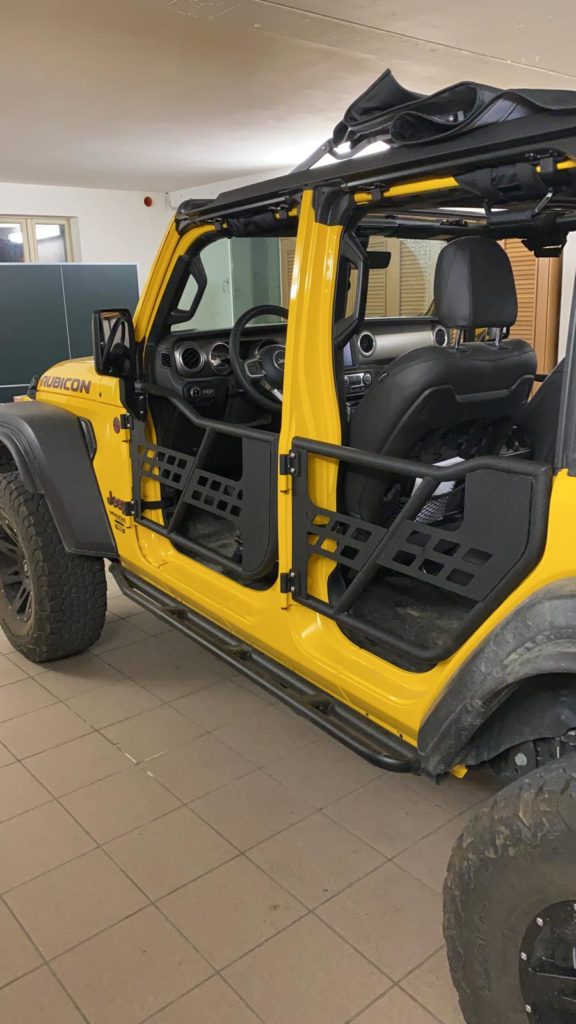 porte pubolari jeep wrangler JL montate