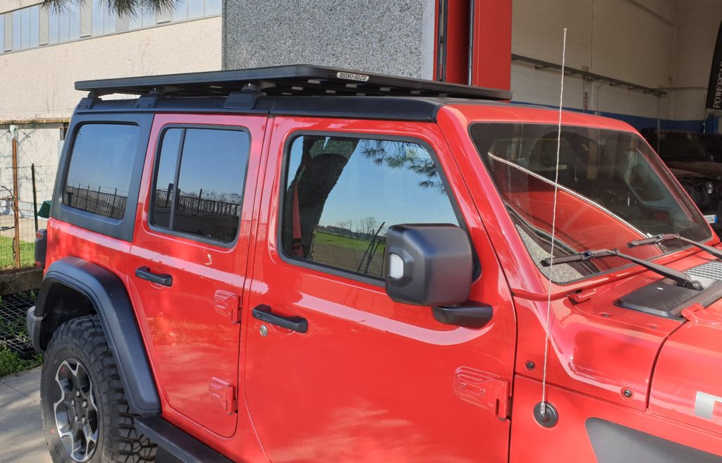 kit portapacchi rhino backbone jeep wrangler JL montato