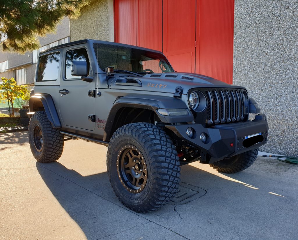 cofano avenger jeep wrangler JL laterale