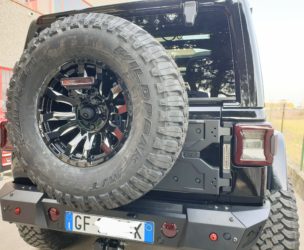 cancello porta ruota di scorta jeep wrangler JL