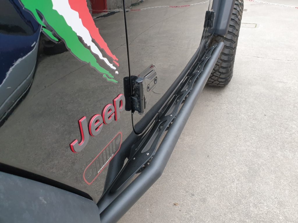 pedane jeep wrangler JL unlimited fronte