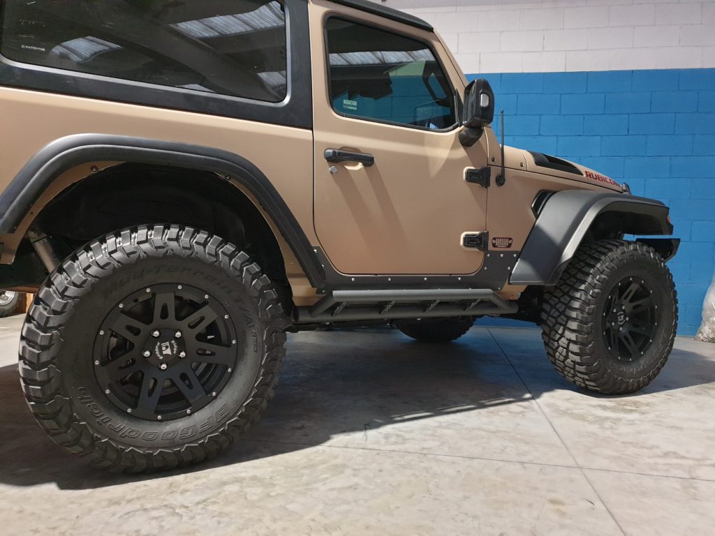 pedane jeep wrangler JL vista laterale