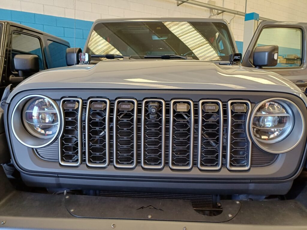 luci mascherina jeep wrangler JL JT 2